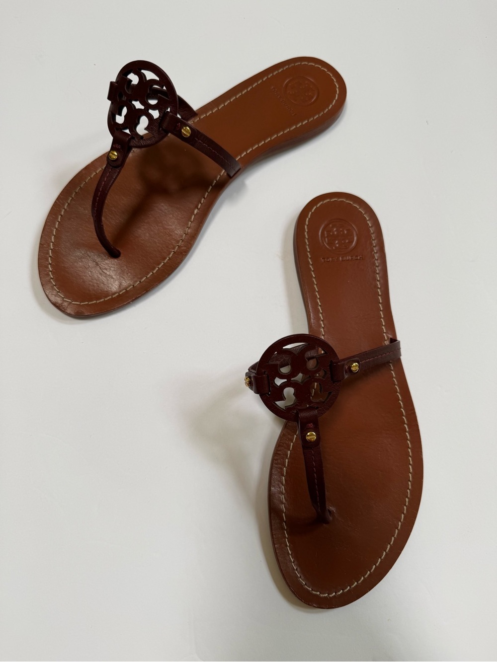 Tory Burch Miller Logo Burgundy Wine Thong Flip Flip Sandal Red Brown women 8.5M